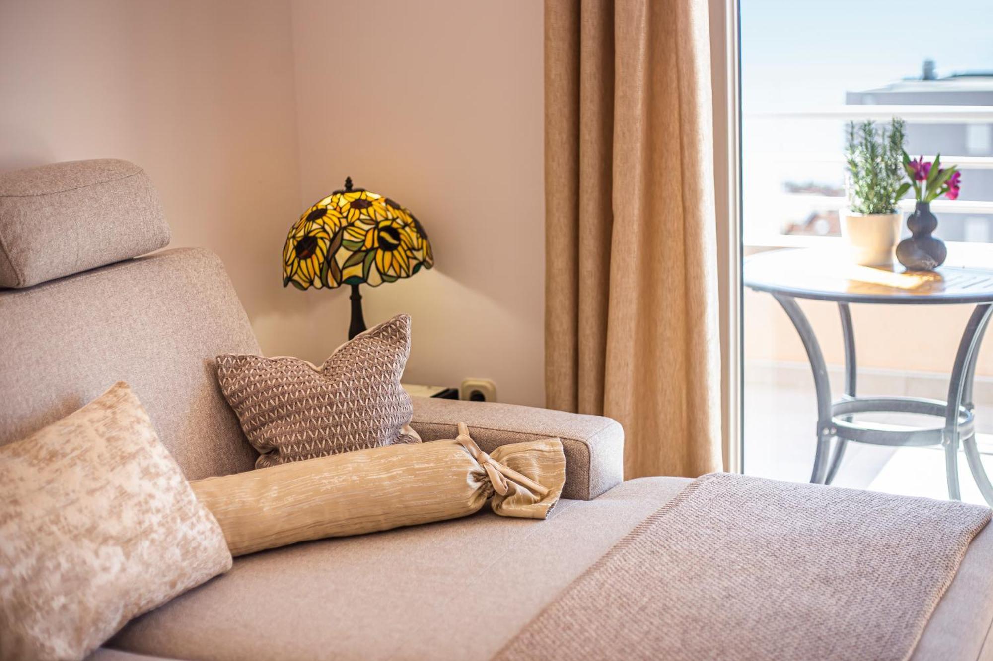 Apartment Anita With Amazing Sea View Makarska Dış mekan fotoğraf