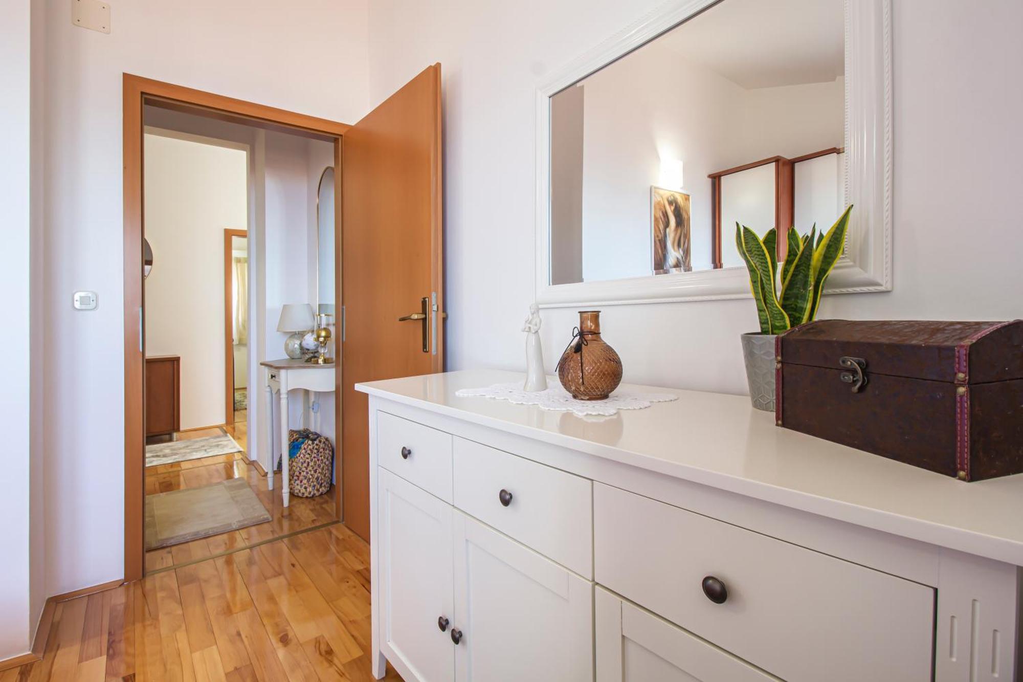 Apartment Anita With Amazing Sea View Makarska Dış mekan fotoğraf