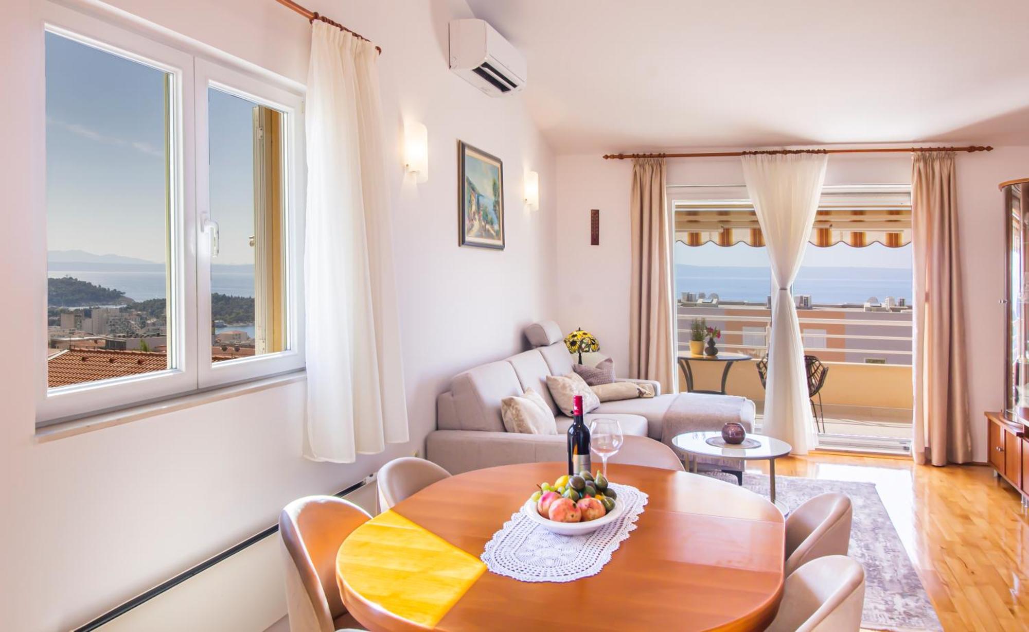 Apartment Anita With Amazing Sea View Makarska Dış mekan fotoğraf
