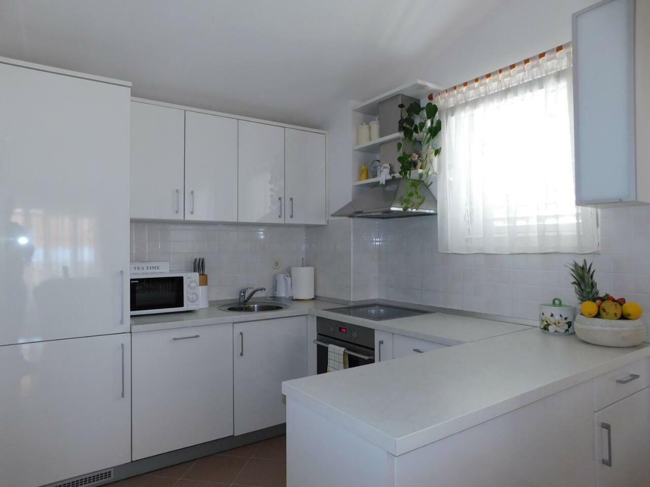 Apartment Anita With Amazing Sea View Makarska Dış mekan fotoğraf